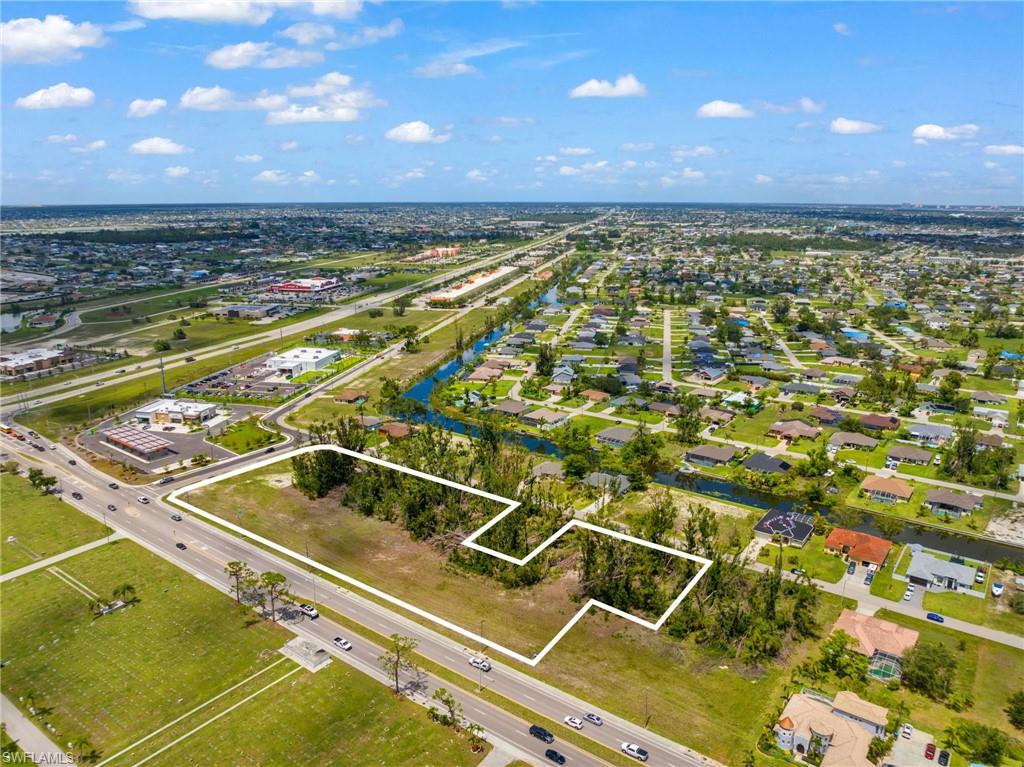 CAPE CORAL - Land