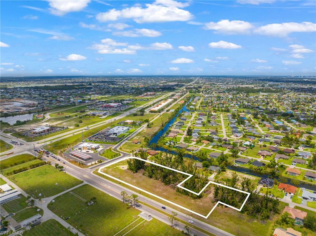 CAPE CORAL - Land