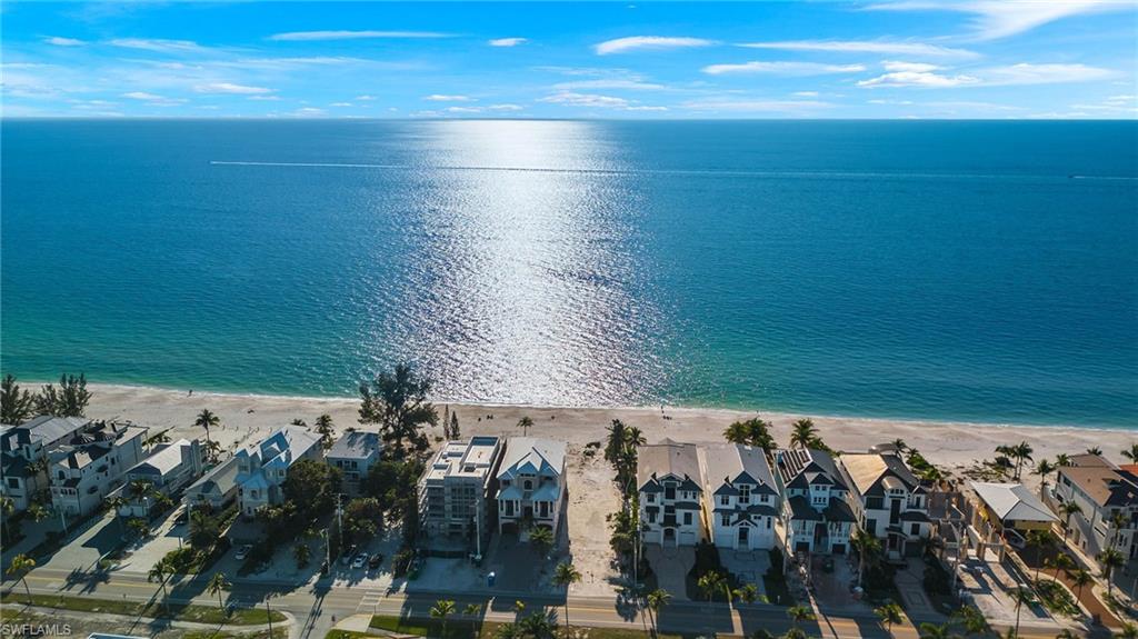 BONITA BEACH - Land