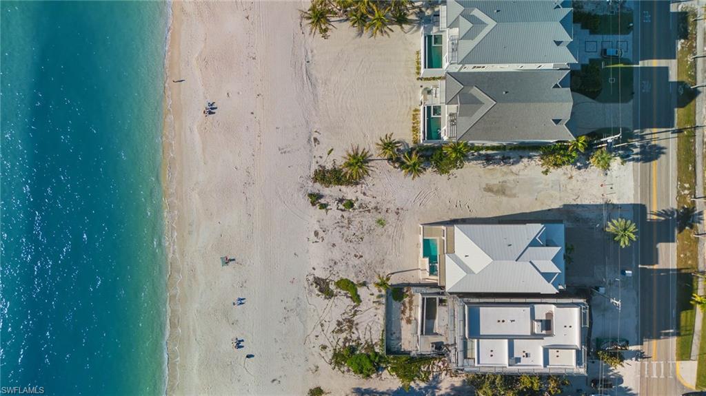BONITA BEACH - Land