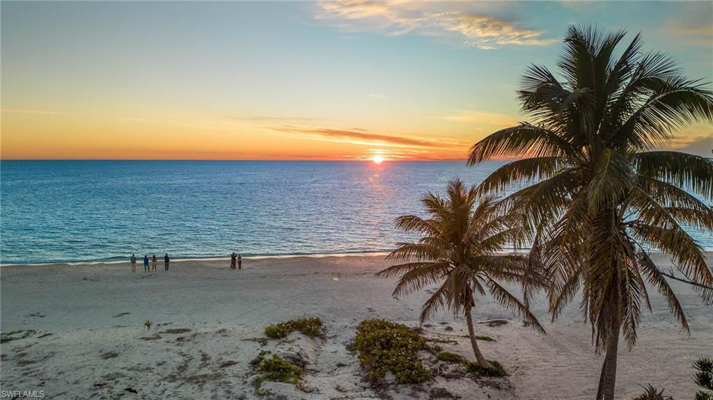 BONITA BEACH - Land