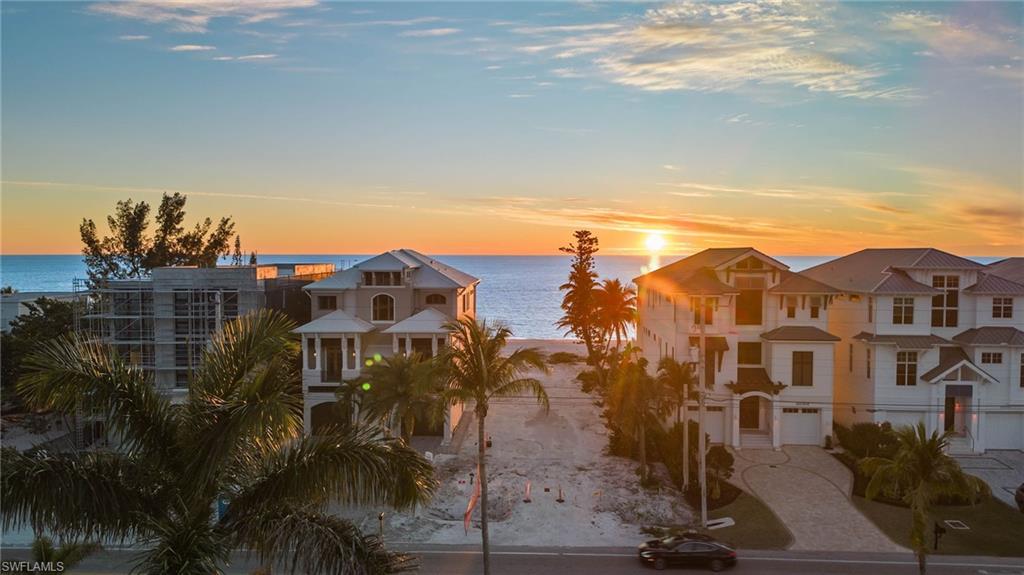 BONITA BEACH - Land