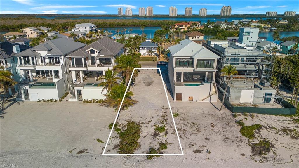 BONITA BEACH - Land