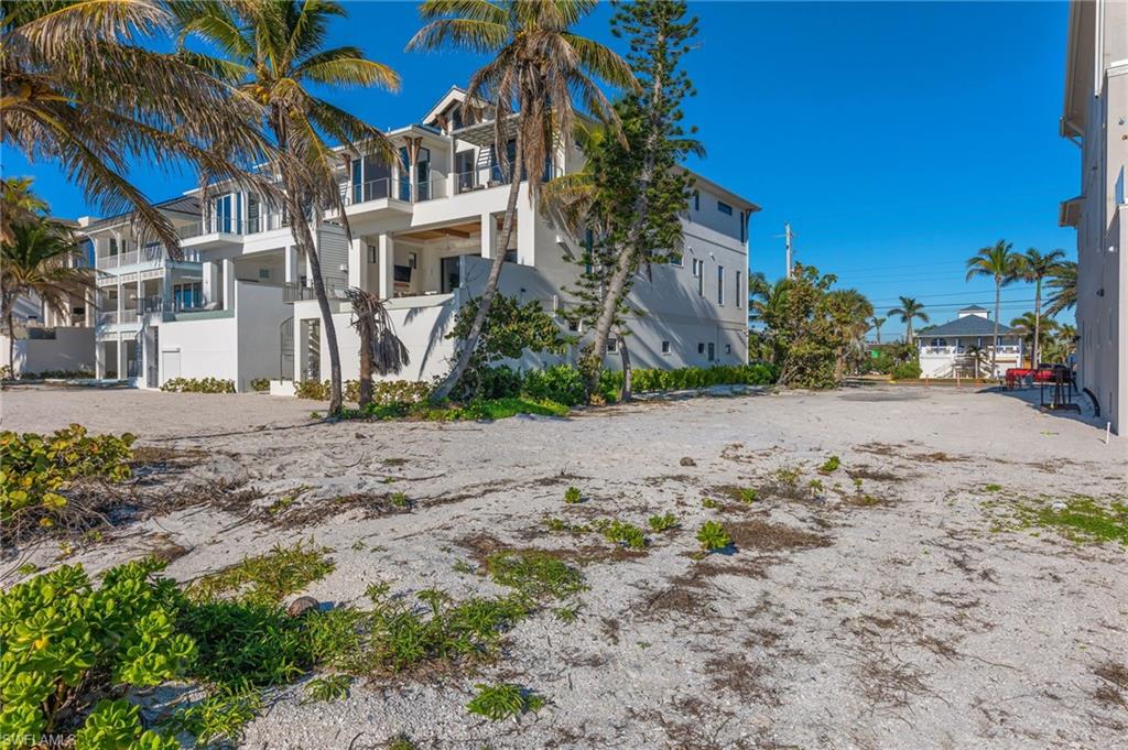 BONITA BEACH - Land