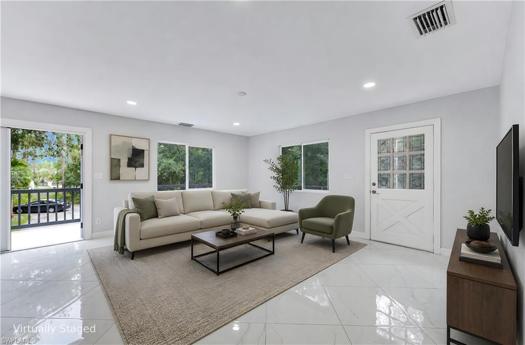 GOLDEN GATE ESTATES - Residential