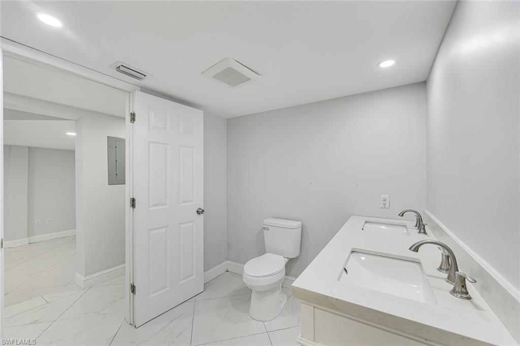 GOLDEN GATE ESTATES - Residential