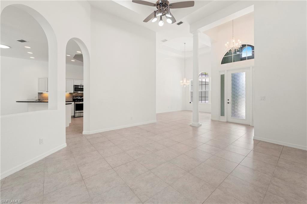 GOLDEN GATE ESTATES - Residential