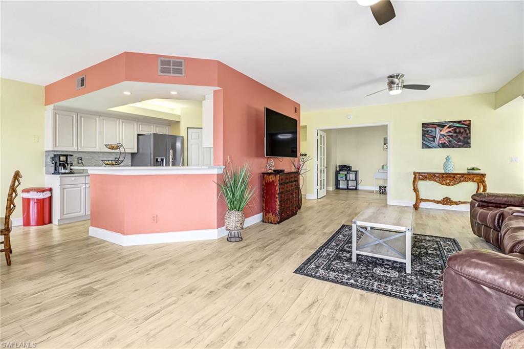 LIGHTHOUSE BAY - Residential