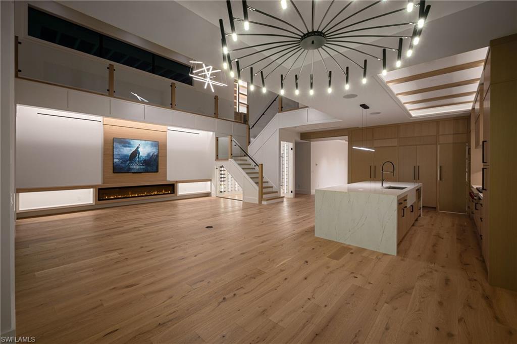 LAKE PARK - Residential