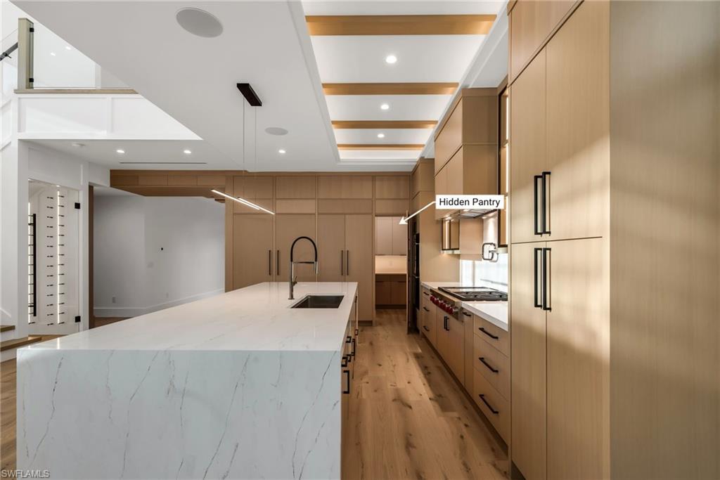 LAKE PARK - Residential