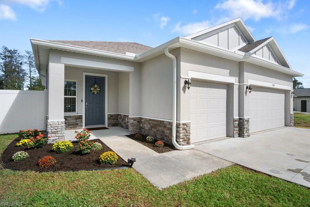 GOLDEN GATE ESTATES - Residential