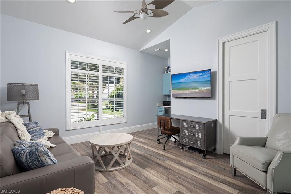 MONTEREY - Residential