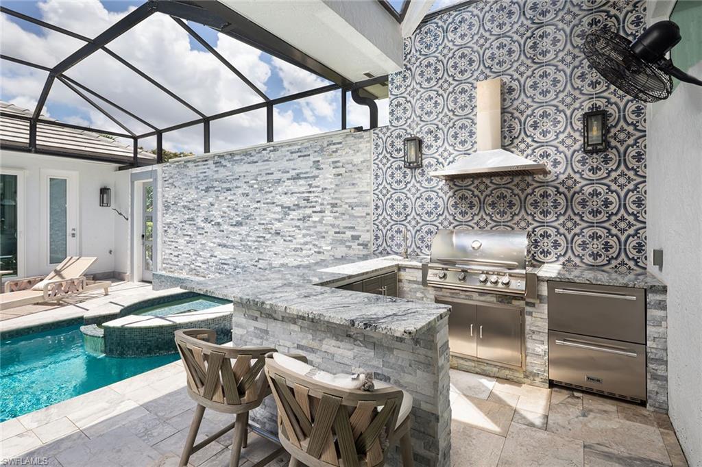 MONTEREY - Residential
