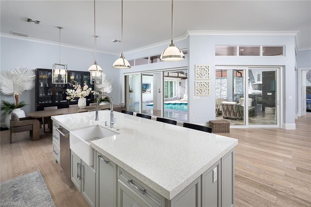 MONTEREY - Residential