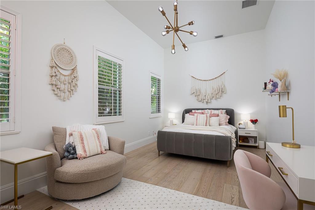 MONTEREY - Residential