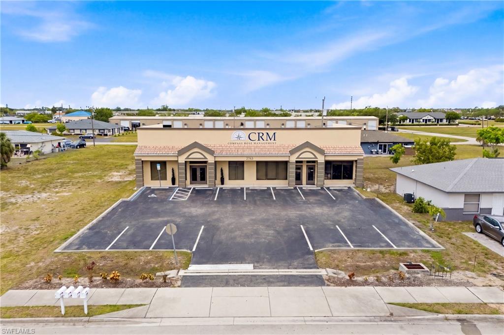 CAPE CORAL - Land