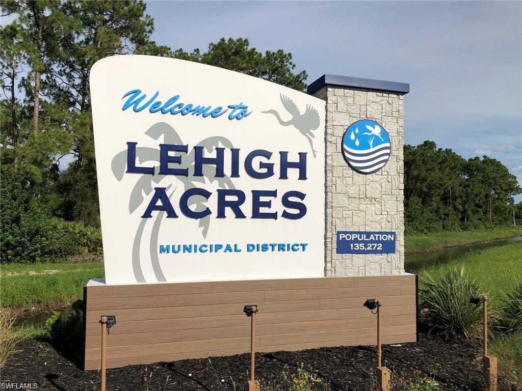 .93 Acre parcel split back into four individual lots (419,421,423 & 425 Wilder Ave S). Great for investors/buyers looking to build on adjacent lots. Don't wait, claim your piece of Lee county today. *Seller prefers to sell all 4 lots at once*Leepa.org for updated Strap & legal descriptions. 419 Wilder-11-45-27-L4-00057.0110, 421 Wilder-11-45-27-L4-00057.0120, 423 Wilder-11-45-27-L4-00057.0130, 425 Wilder-11-45-27-L4-00057.0140