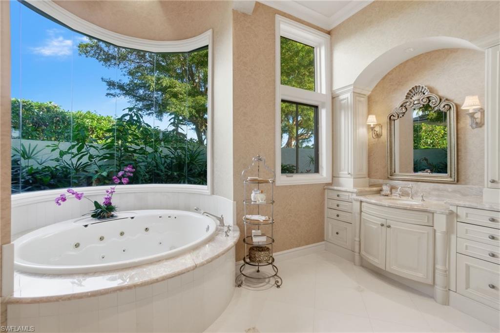 QUAIL WEST - Residential