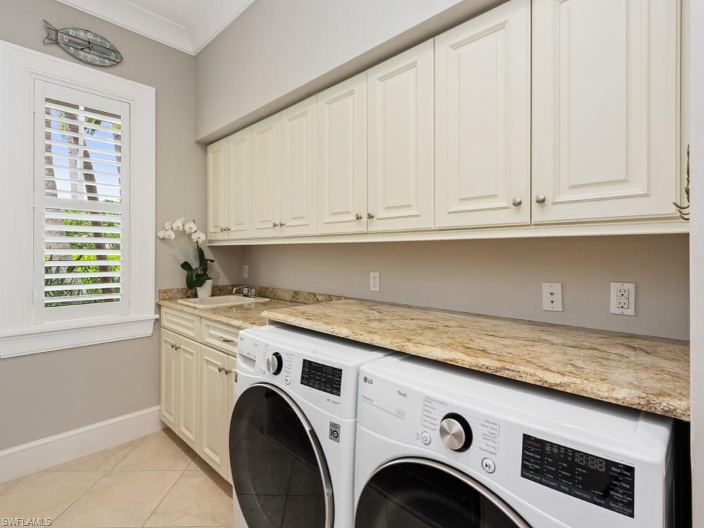 MOORINGS - Residential
