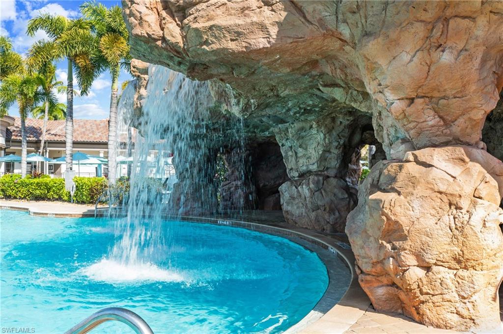 MUSTANG ISLAND - Residential