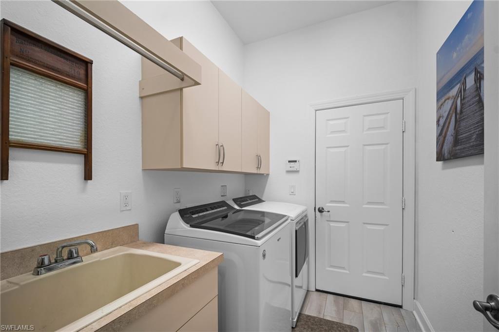 MUSTANG ISLAND - Residential