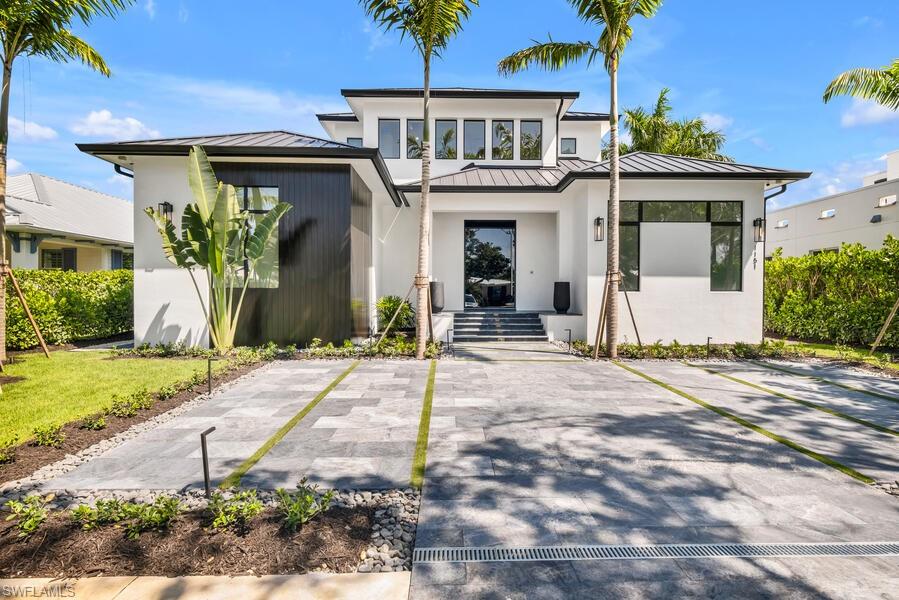 LAKE PARK - Residential