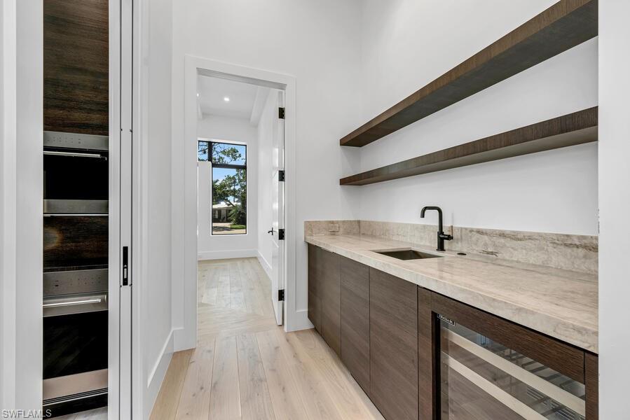 LAKE PARK - Residential
