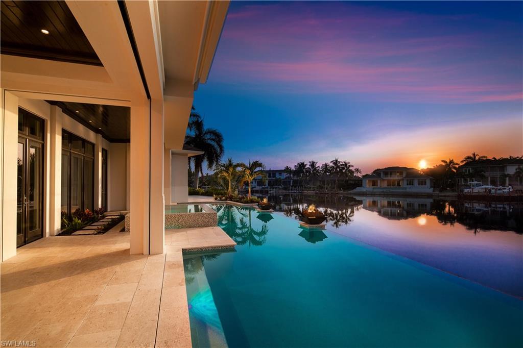 PARK SHORE - Residential