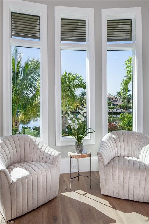 PARK SHORE - Residential