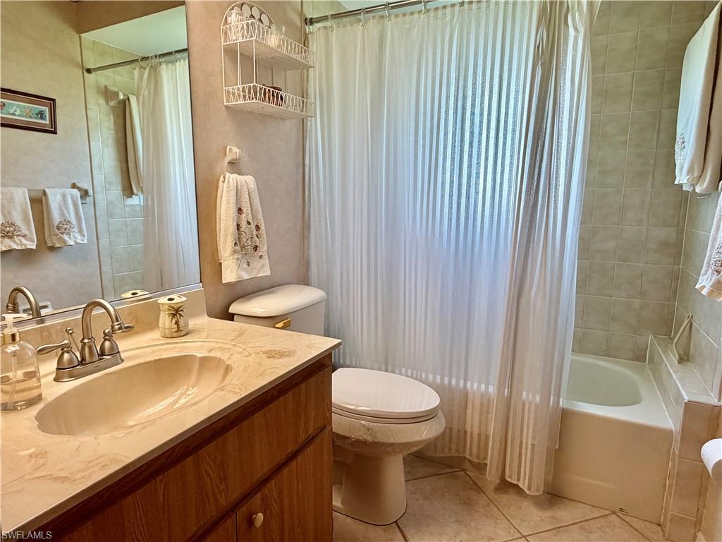 SABAL SPRINGS GOLF AND RACQUET CLUB - Residential