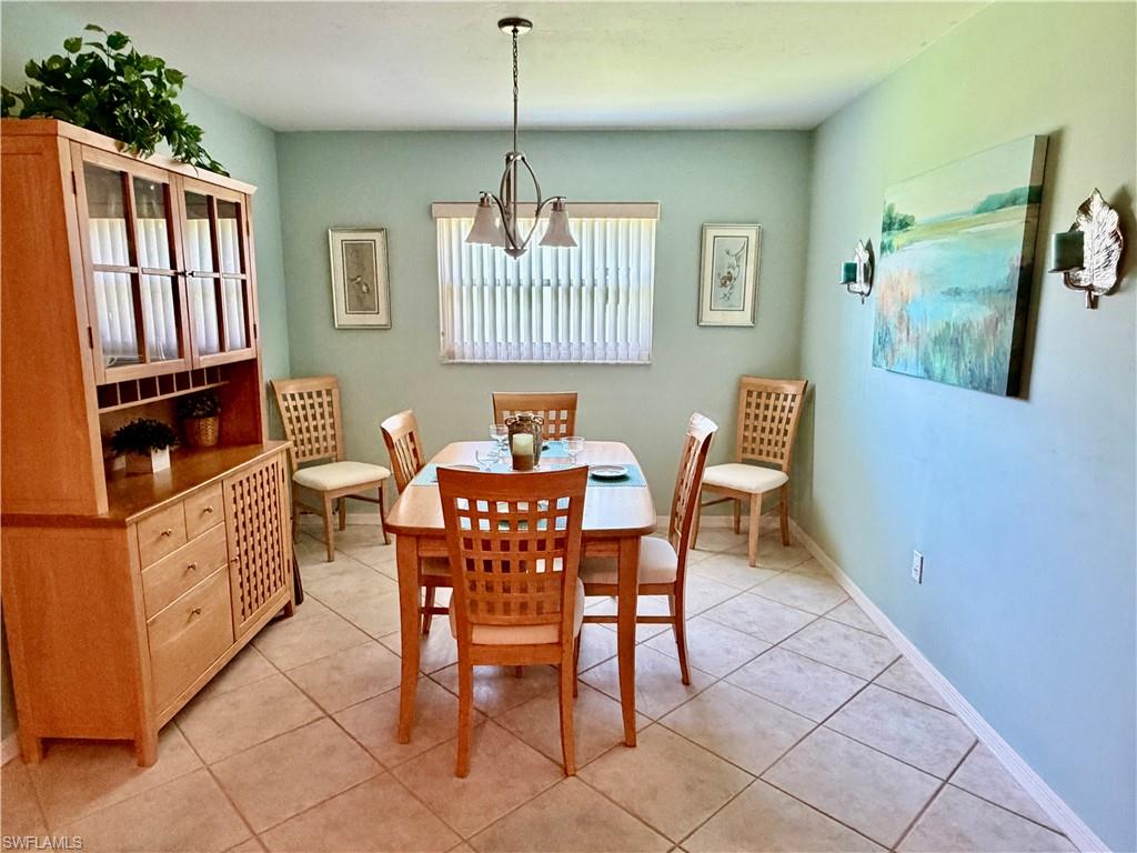 SABAL SPRINGS GOLF AND RACQUET CLUB - Residential