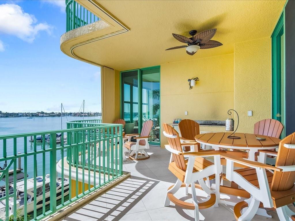 PIER 81 CONDOMINIUM - Residential