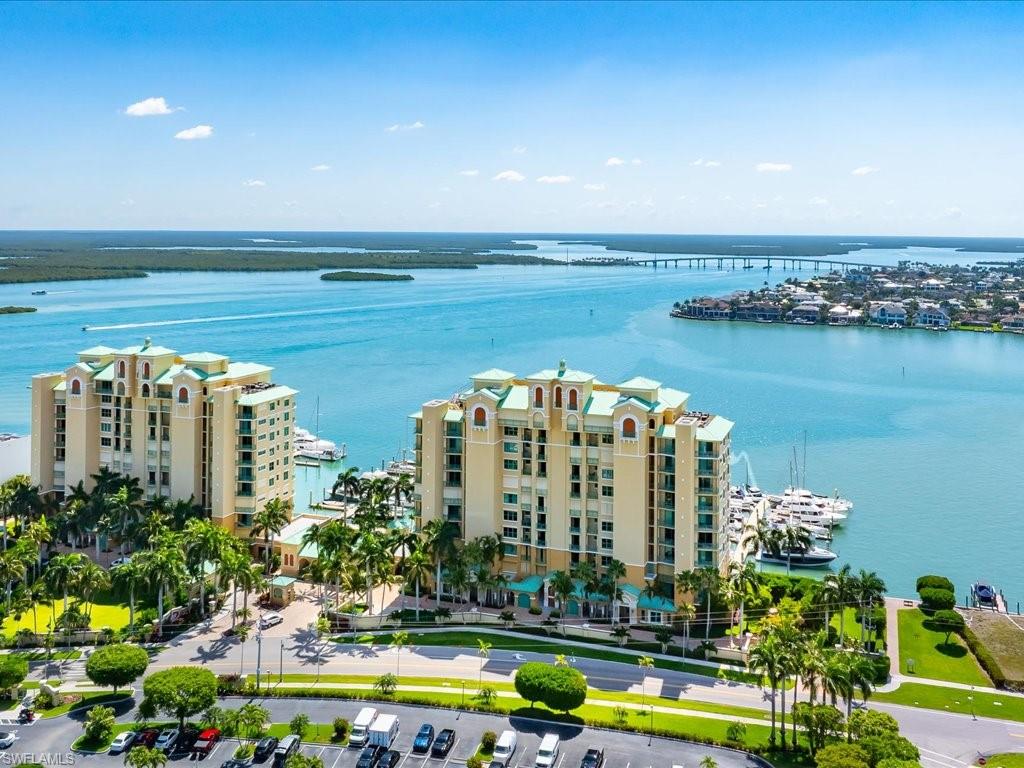 PIER 81 CONDOMINIUM - Residential