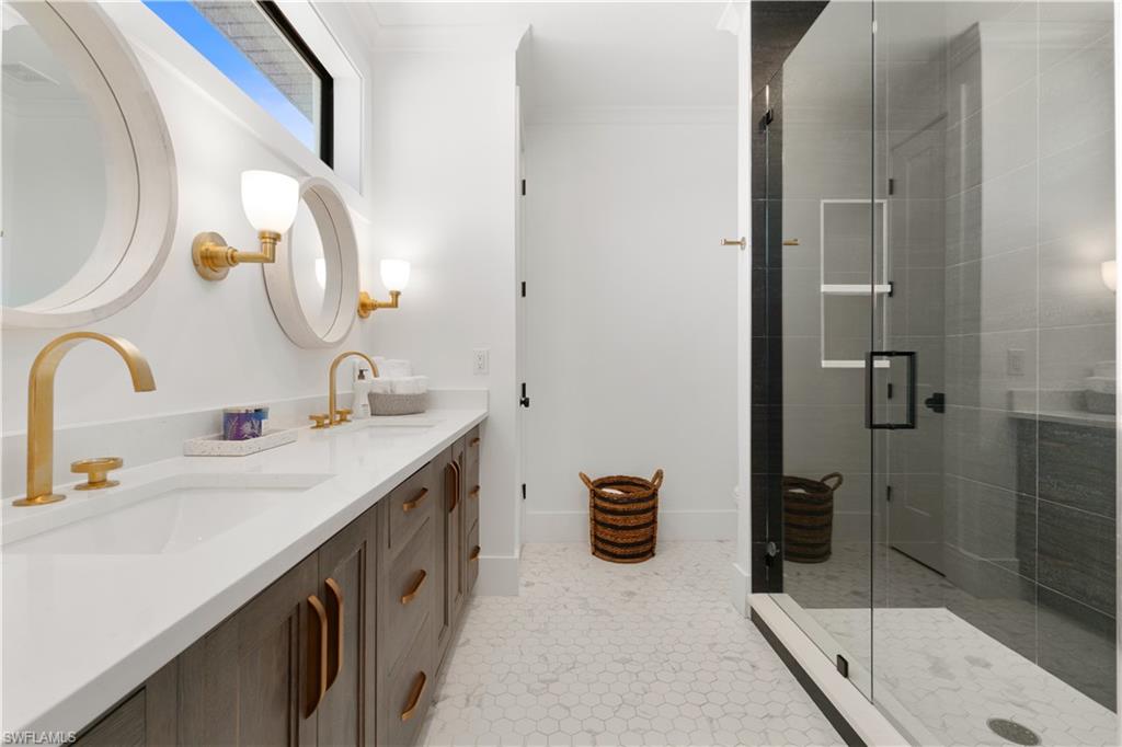 BONITA BEACH - Residential
