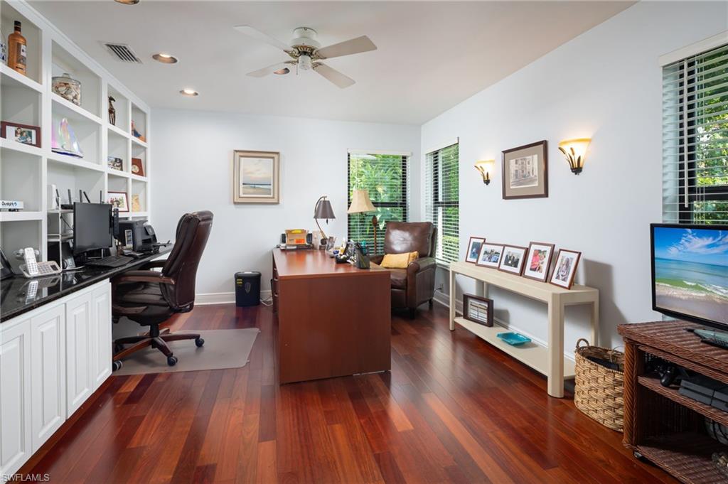 VALLEY OAK - Residential