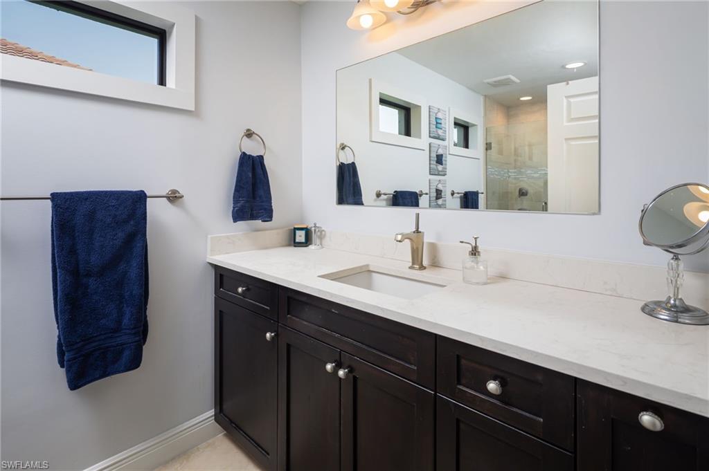 VALLEY OAK - Residential