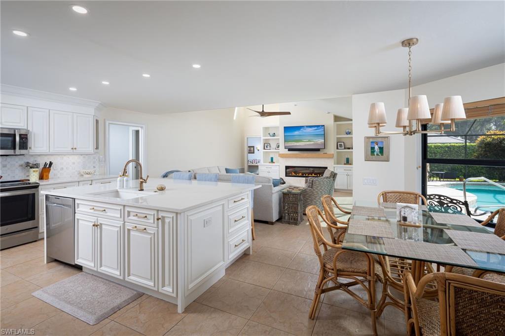 VALLEY OAK - Residential