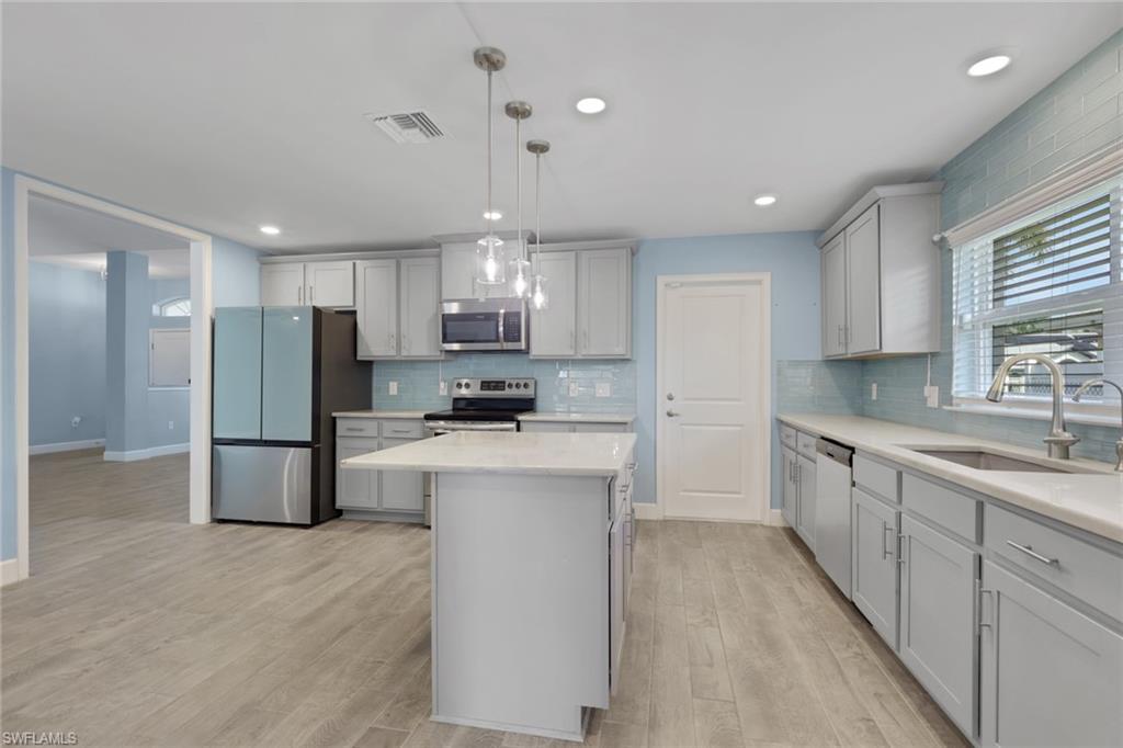 DEEP CREEK - Residential Lease