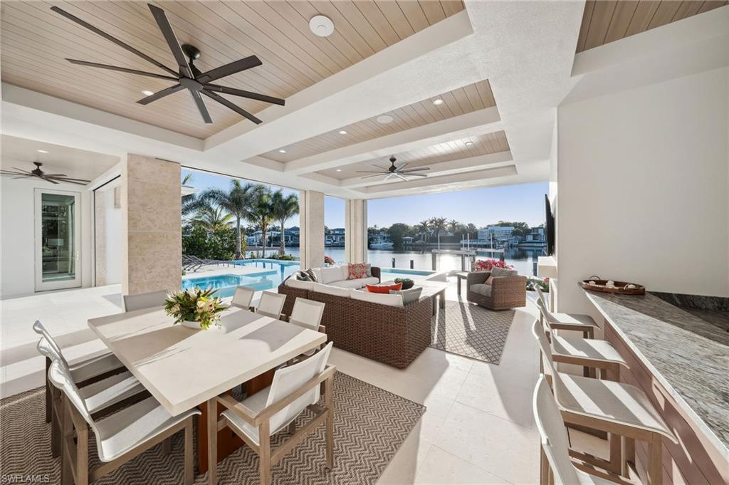 AQUALANE SHORES - Residential