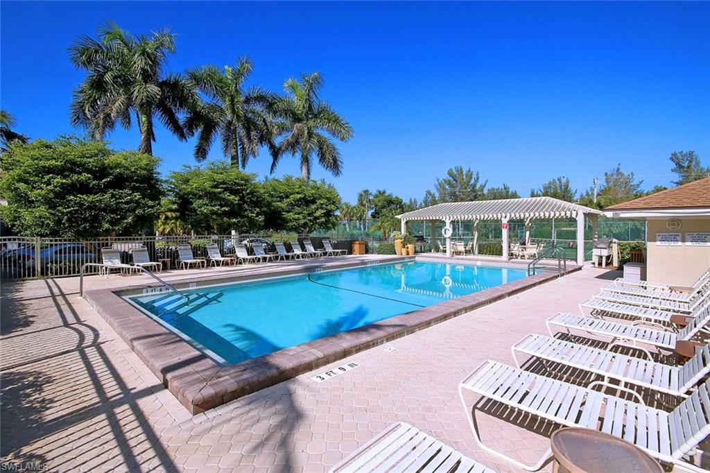 SANDDOLLAR CONDO - Residential