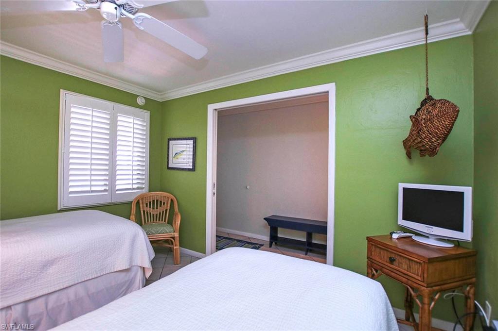 SANDDOLLAR CONDO - Residential