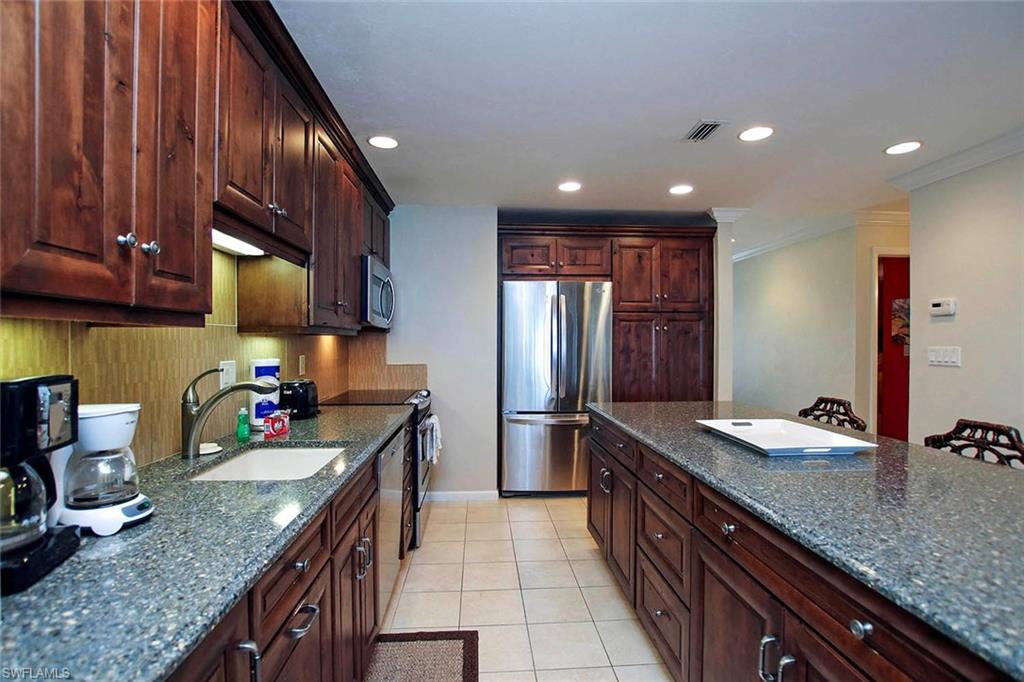 SANDDOLLAR CONDO - Residential