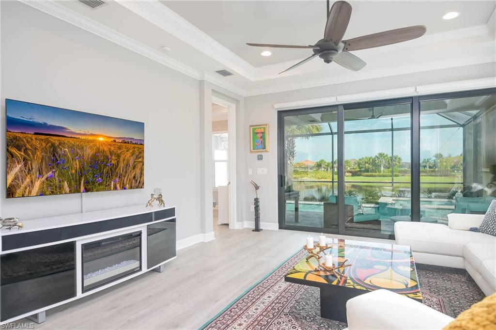 ESPLANADE AT HACIENDA LAKES - Residential Lease