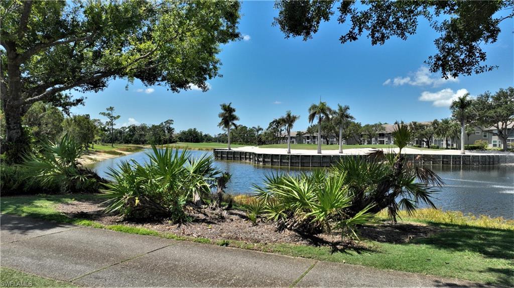 VILLAS AT OLDE HICKORY - Residential