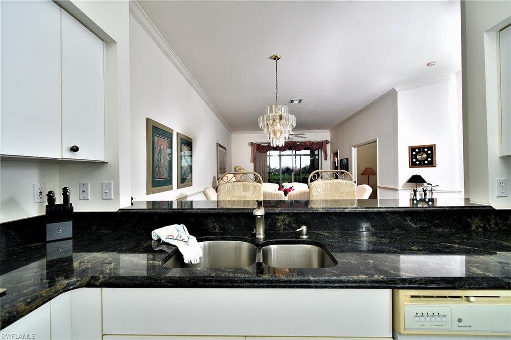 VILLAS AT OLDE HICKORY - Residential