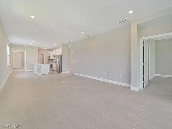 EDGEWATER - Residential Lease