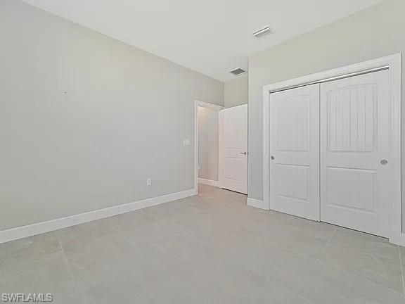 EDGEWATER - Residential Lease
