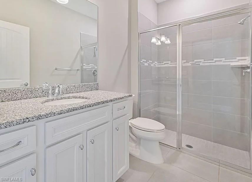 EDGEWATER - Residential Lease