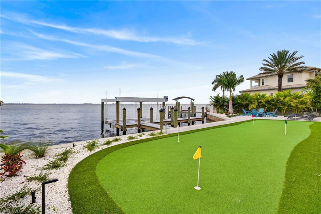 HARBOR CLUB - Residential