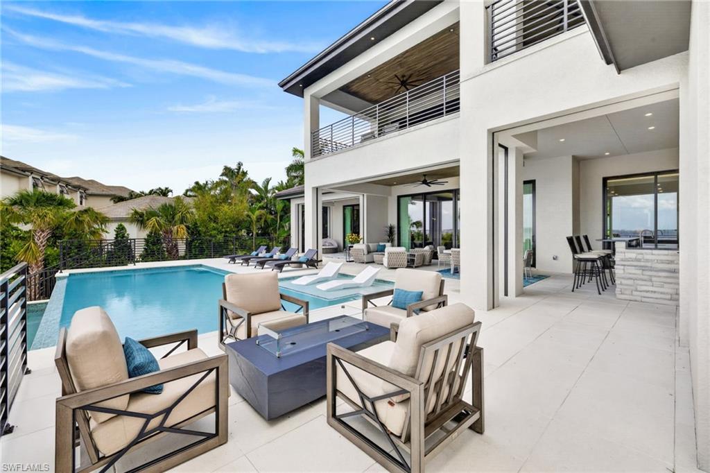 HARBOR CLUB - Residential